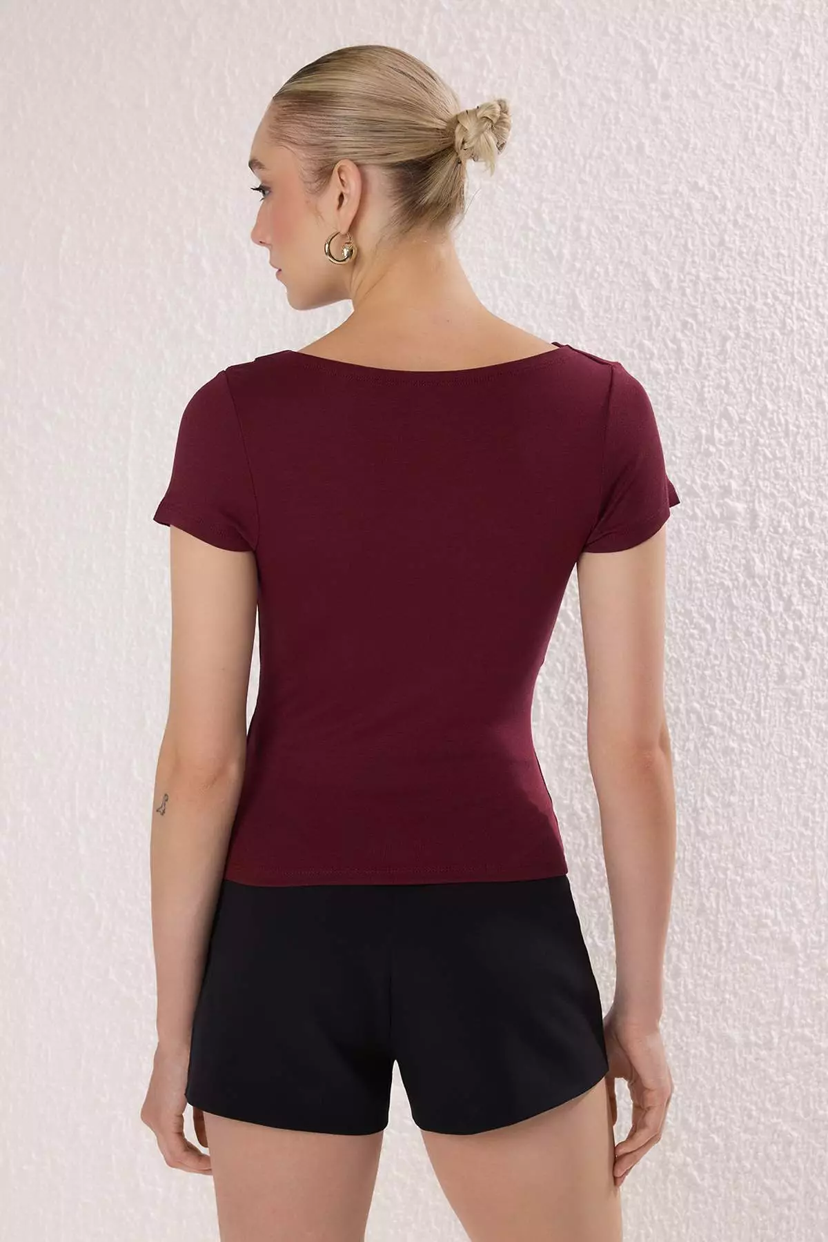 Burgundy Gather/Drape Detailed Fitted/Fitted Knitted Blouse