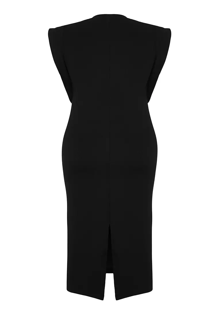 Plus Size Crew Neck Midi Dress