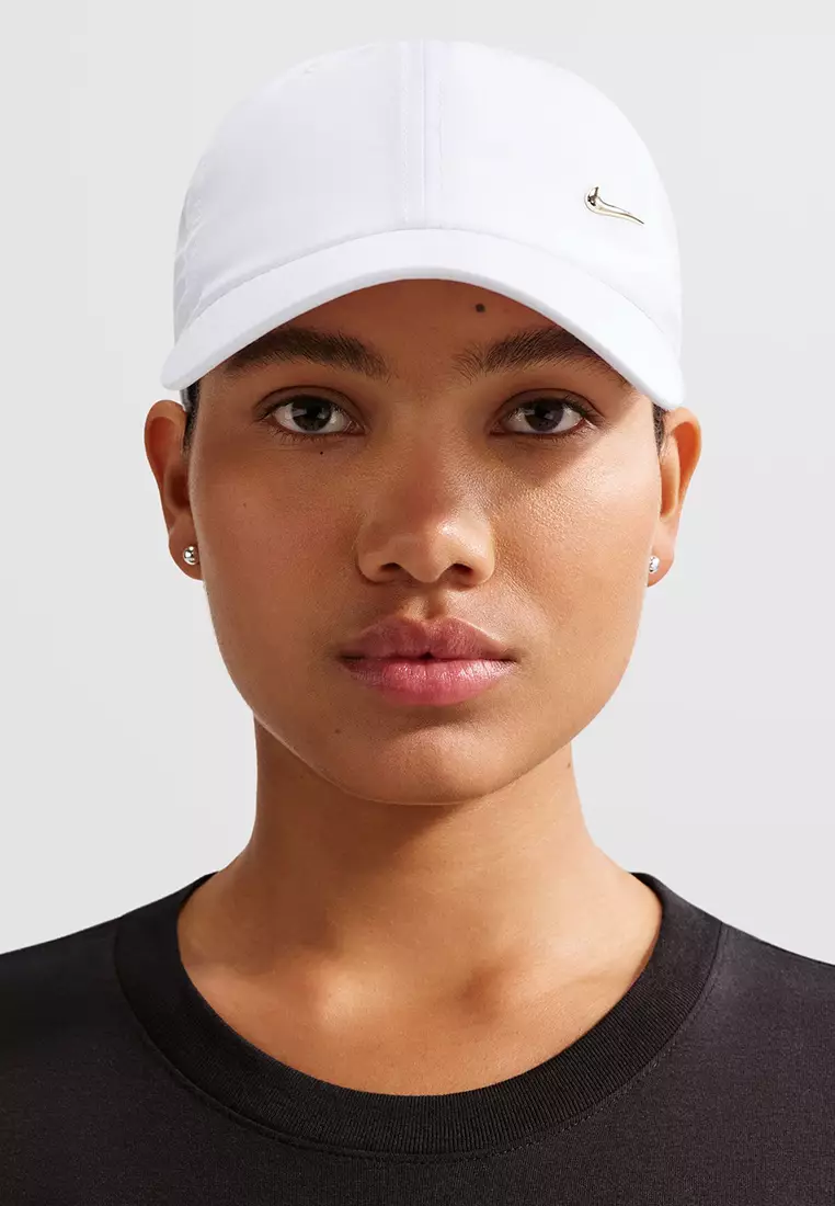 Dri-FIT Club Unstructured Metal Swoosh Cap