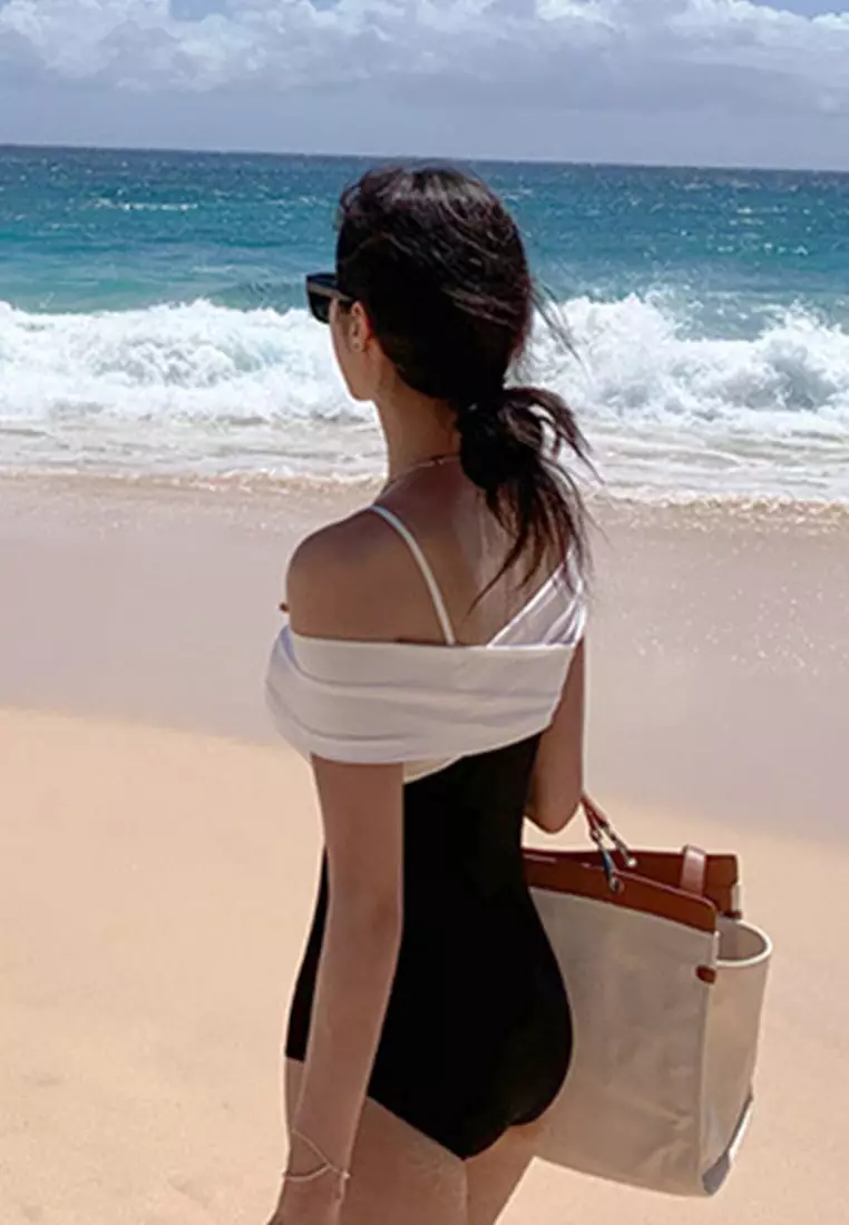 Off Shoulder Black And White Contrast One Piece Swimsuit CA071716