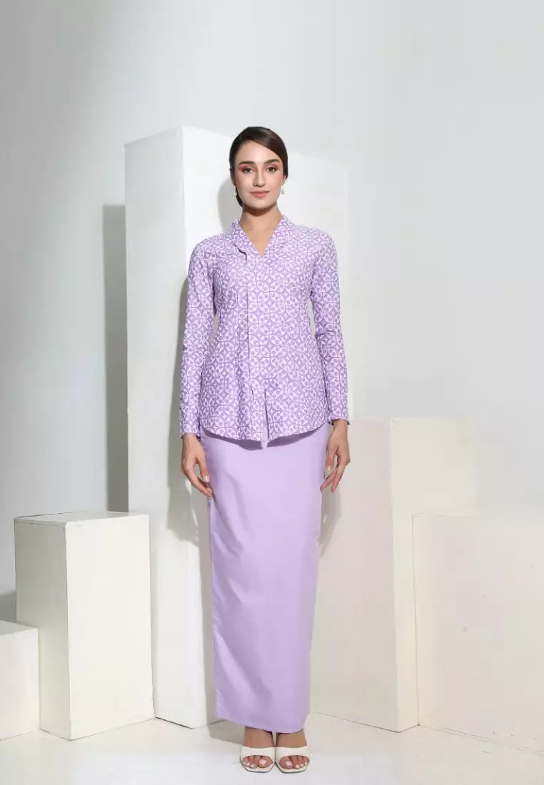 Kebaya Midi Batik Moden