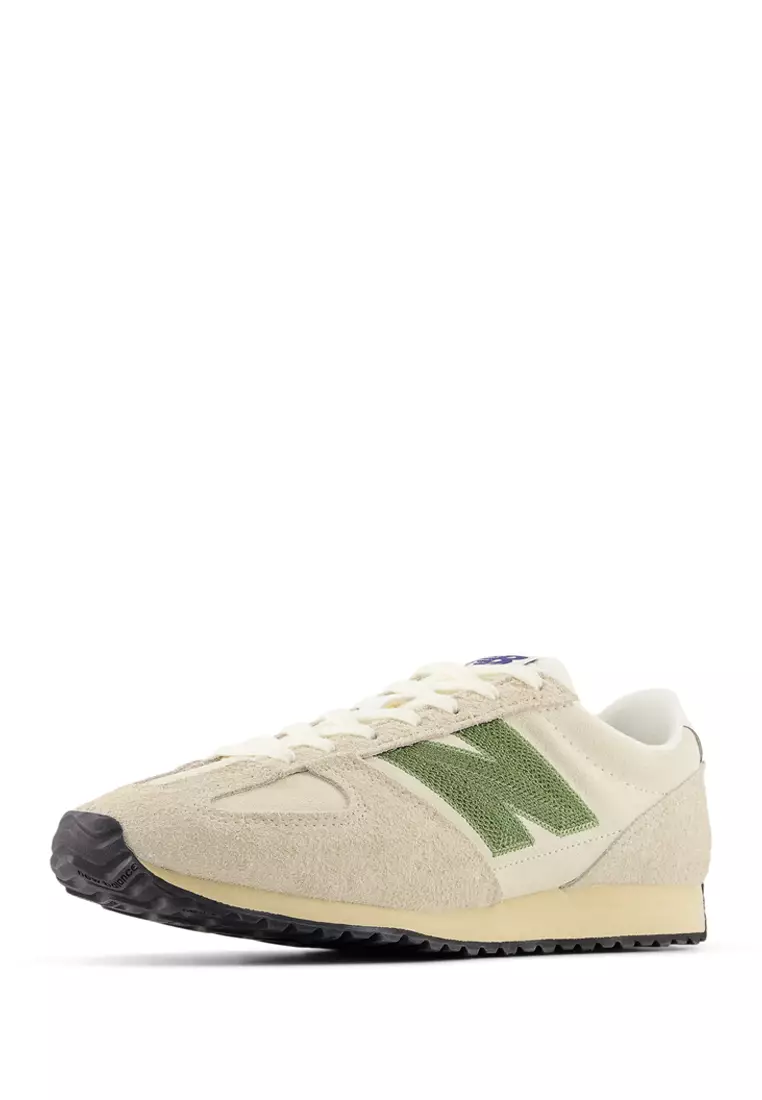 471 Classic Lifestyle Shoes