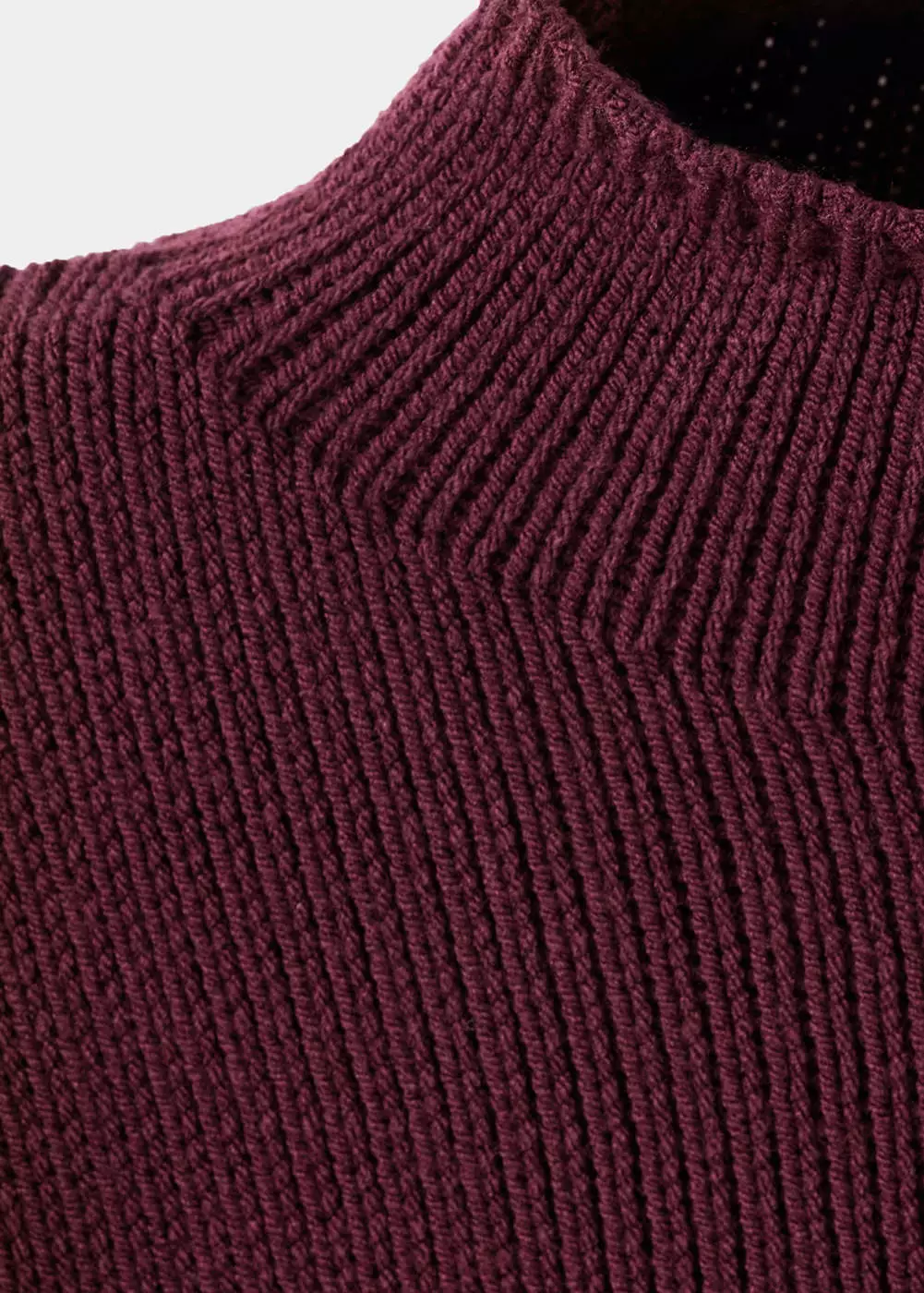 Sweater rajut kerah perkins
