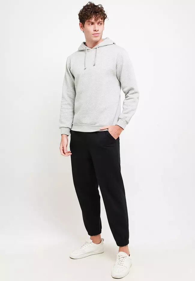 Sweater Lengan Panjang