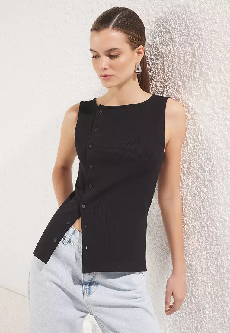 Black Buttoned Asymmetric Fitted/Fits Body Elastic Ribbed Knitted Blouse TWOSS25BZ00394