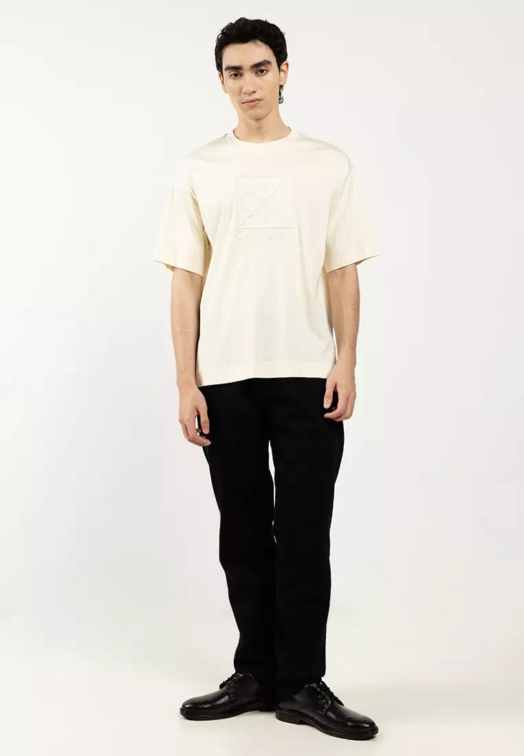 Short Sleeves Relaxed Premium Interlock Emblem Tee - Calvin Klein Jeans