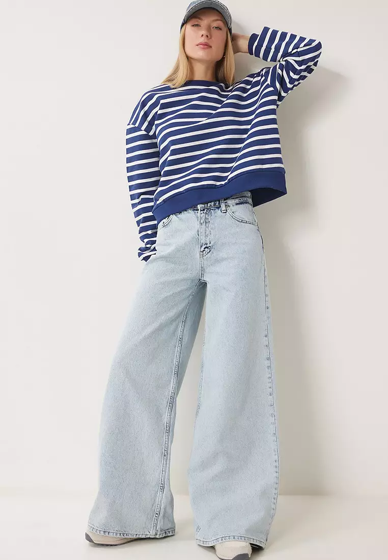 Mid Waist Wide Leg Jeans