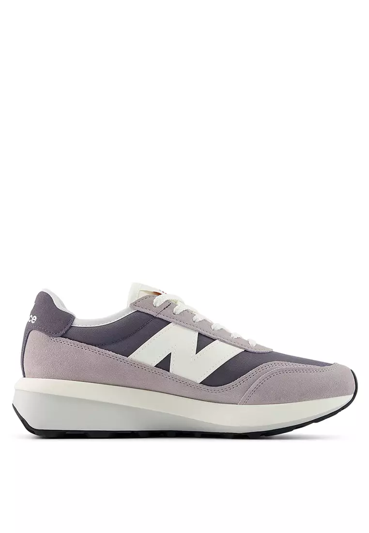 370 Classic Lifestyle Shoes