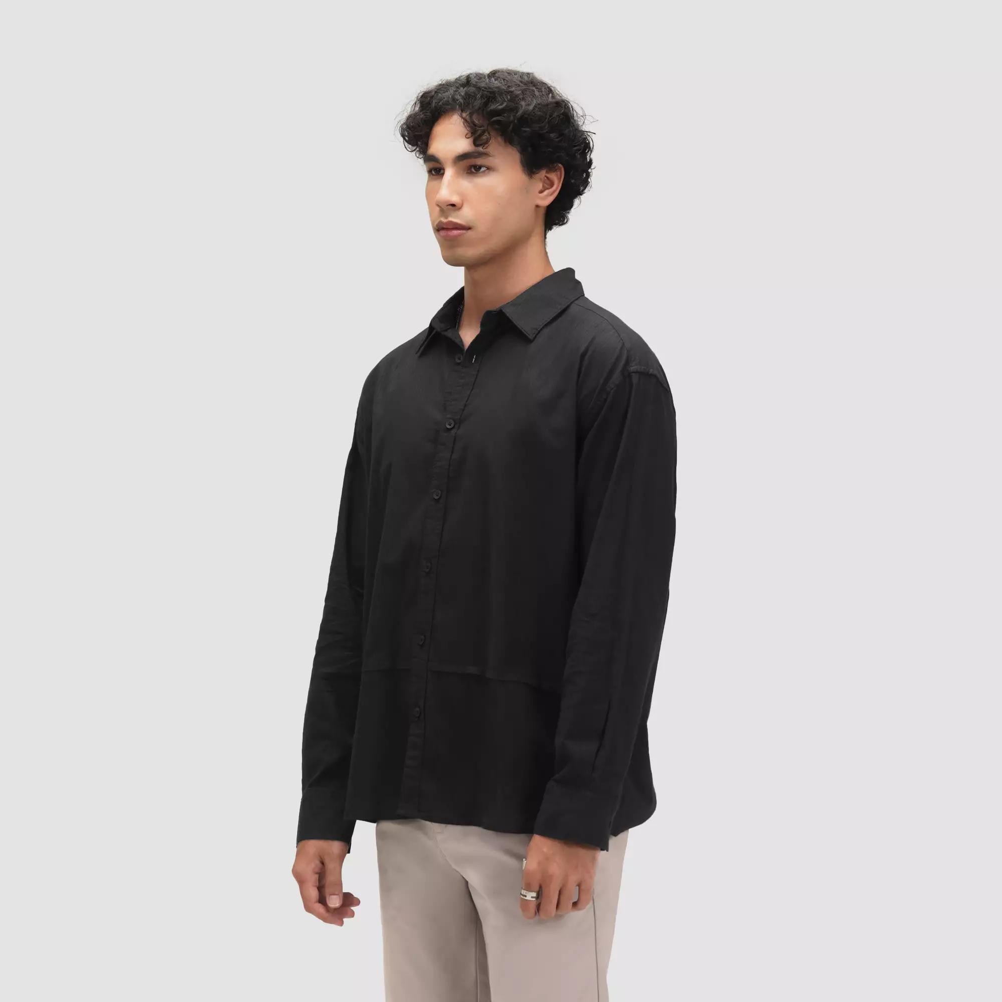 CELCIUS Kemeja Lengan Panjang LIN001743C Hitam