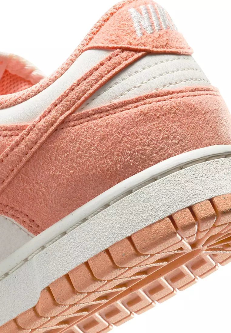 Dunk Low Women's Shoes