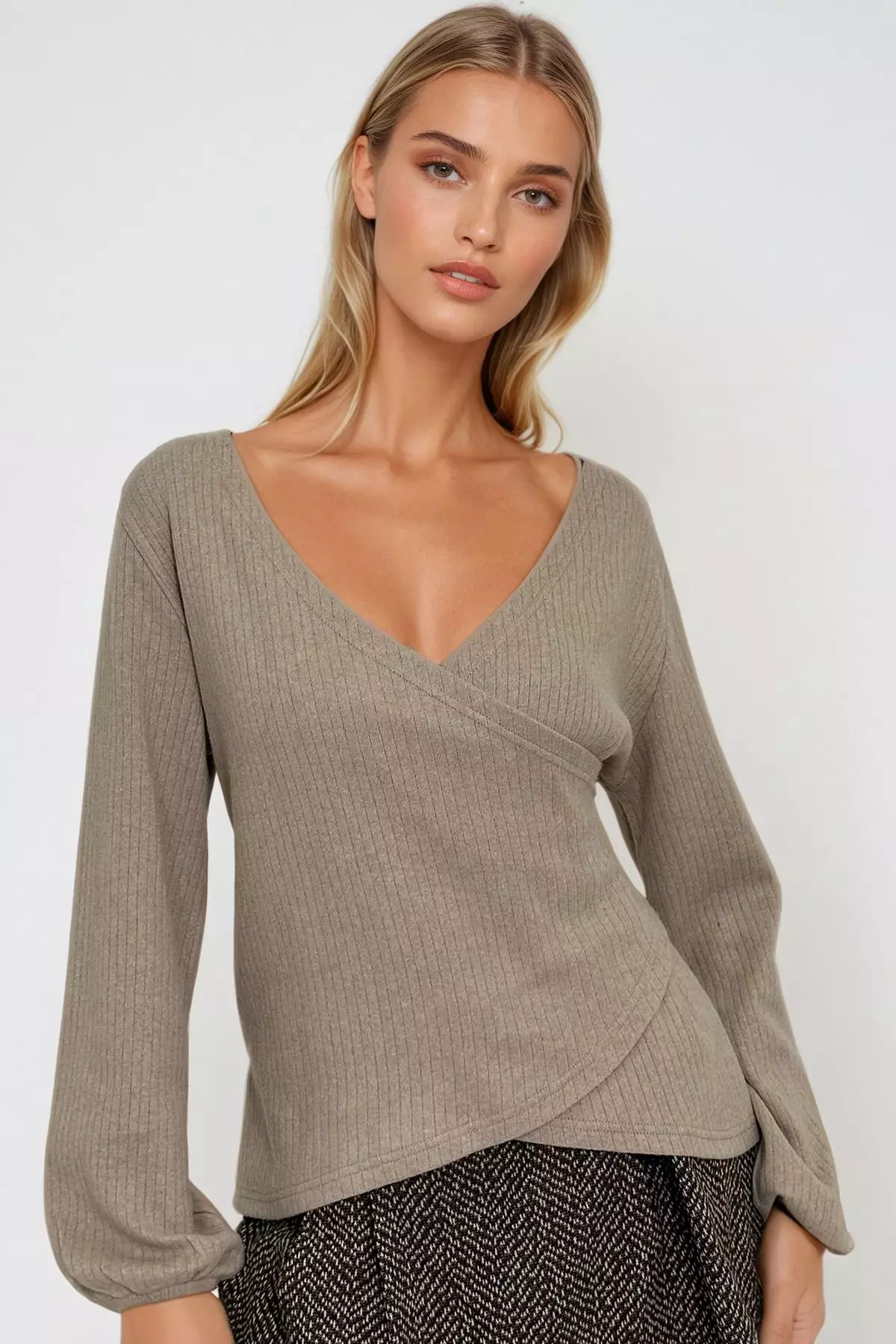 Long Sleeves Wrap Top