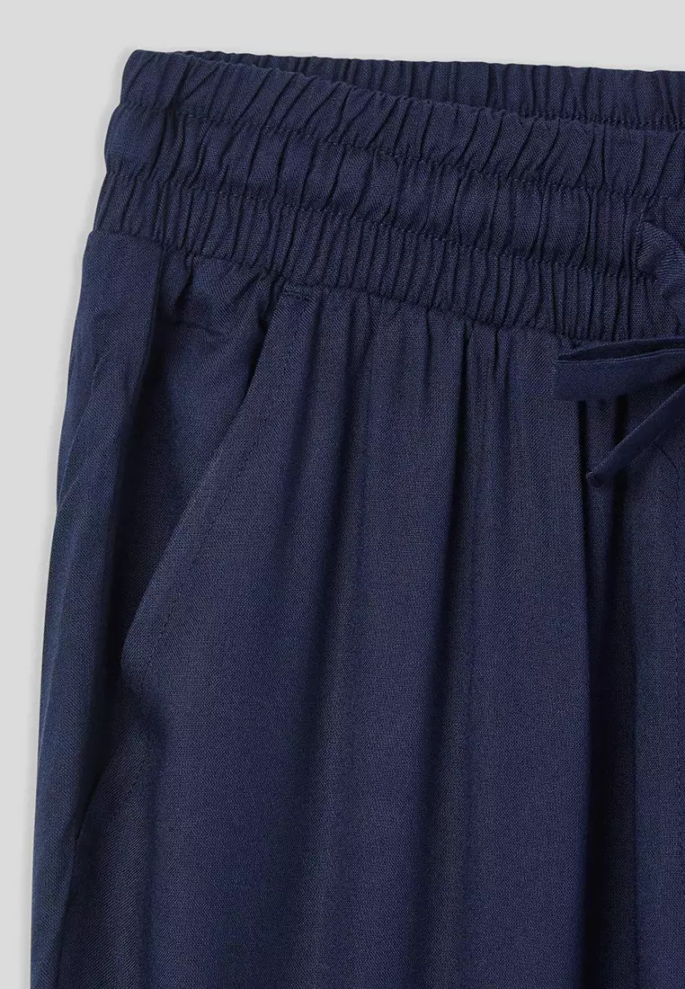 Woman Long Pants