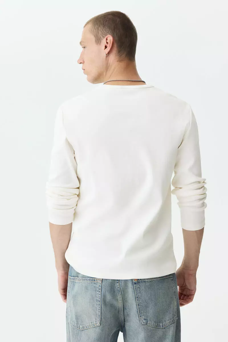Slim Fit Ribbed Henley shirt