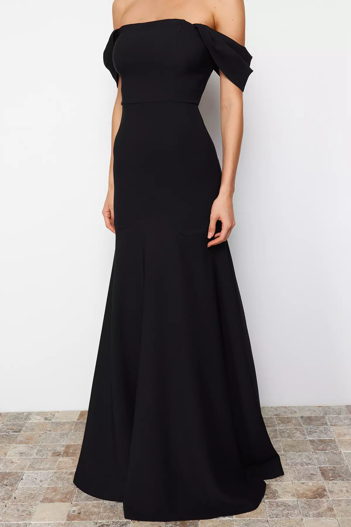 Off-Shoulder Evening Maxi Dress
