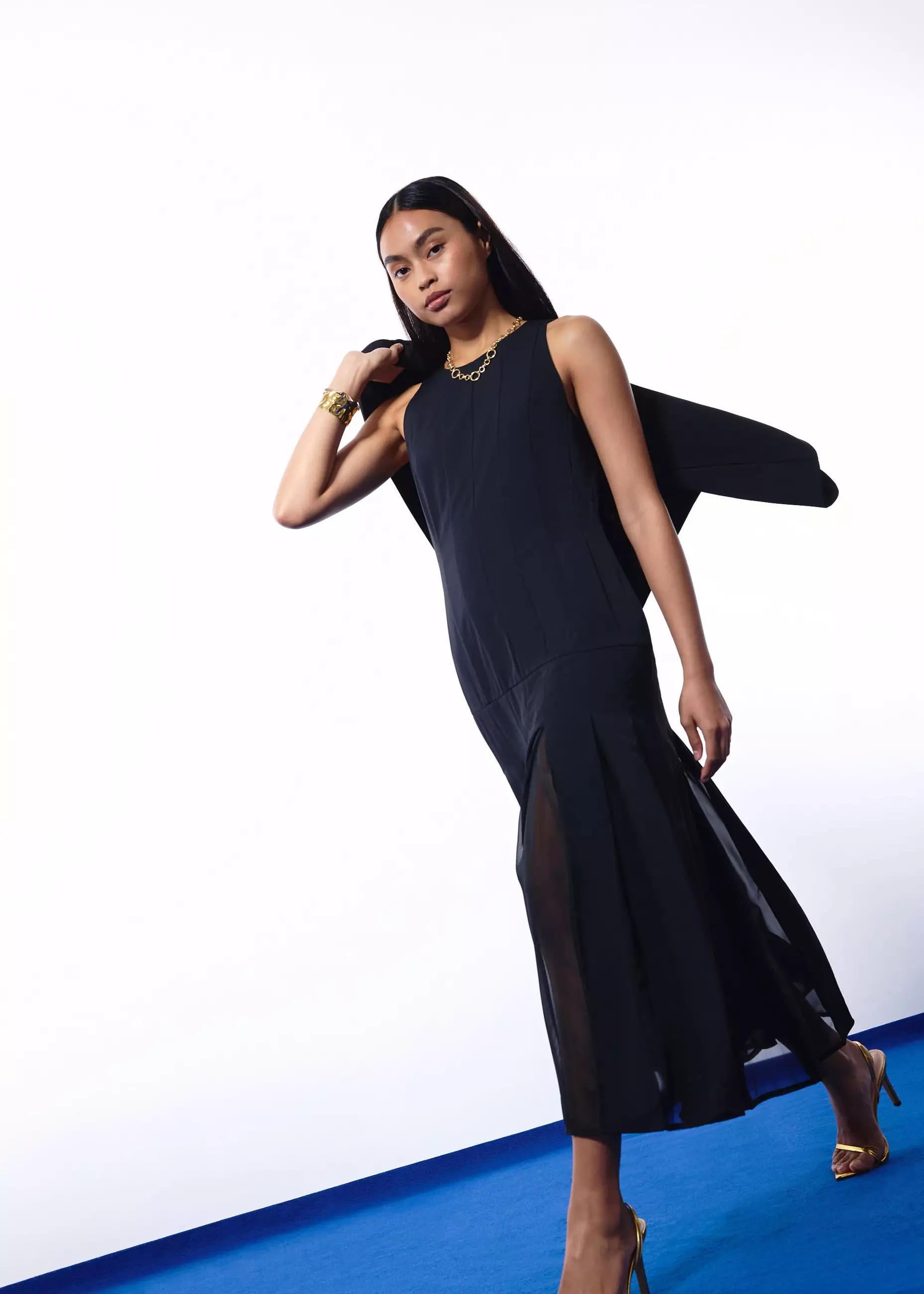 Dress Wanita - Round Neck Kick Flare Midaxi Dress