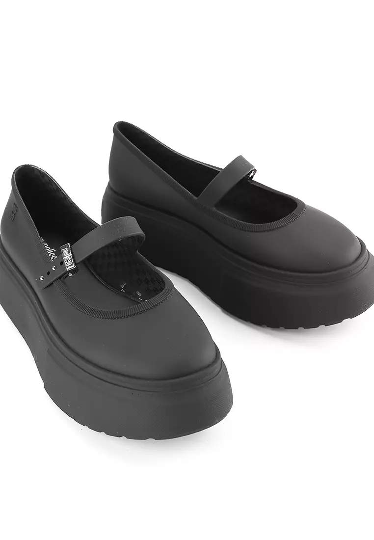 柔軟芭蕾舞鞋厚底廣告