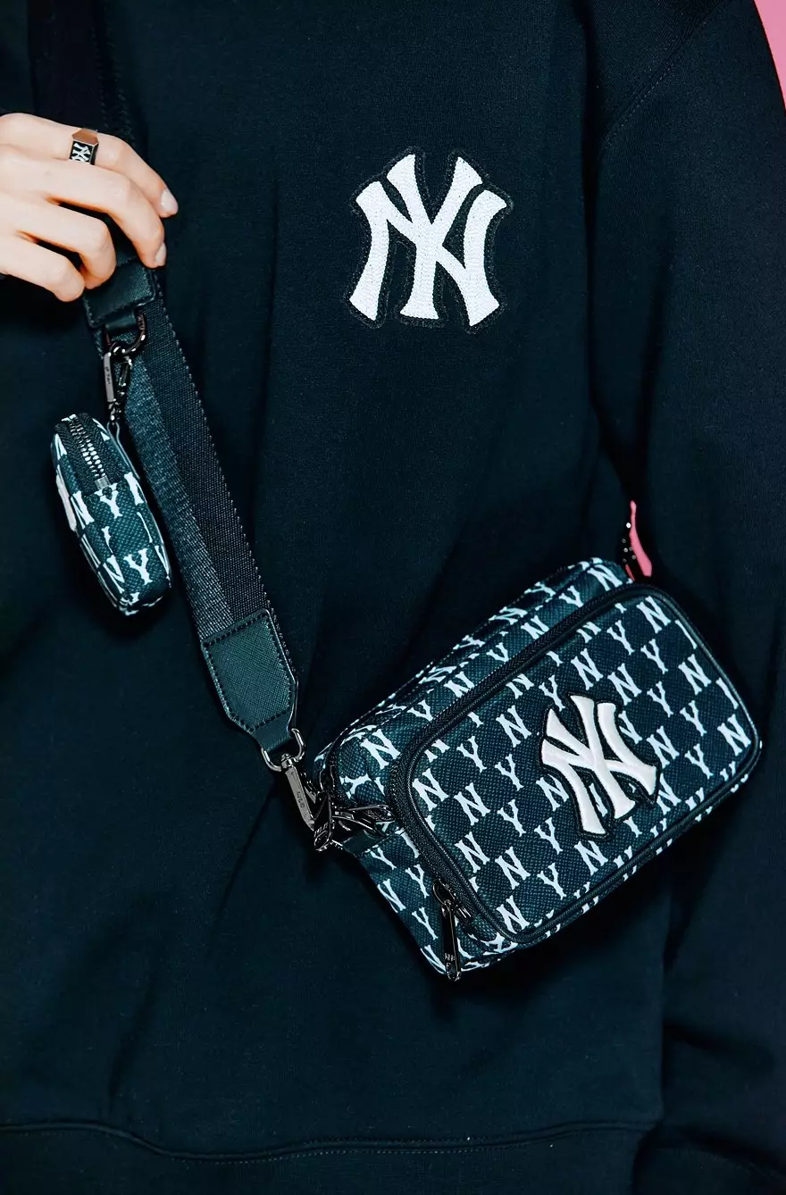 MLB Korea Monogram Jacquard Mini Bucket bag, New York Yankees 5 Colors