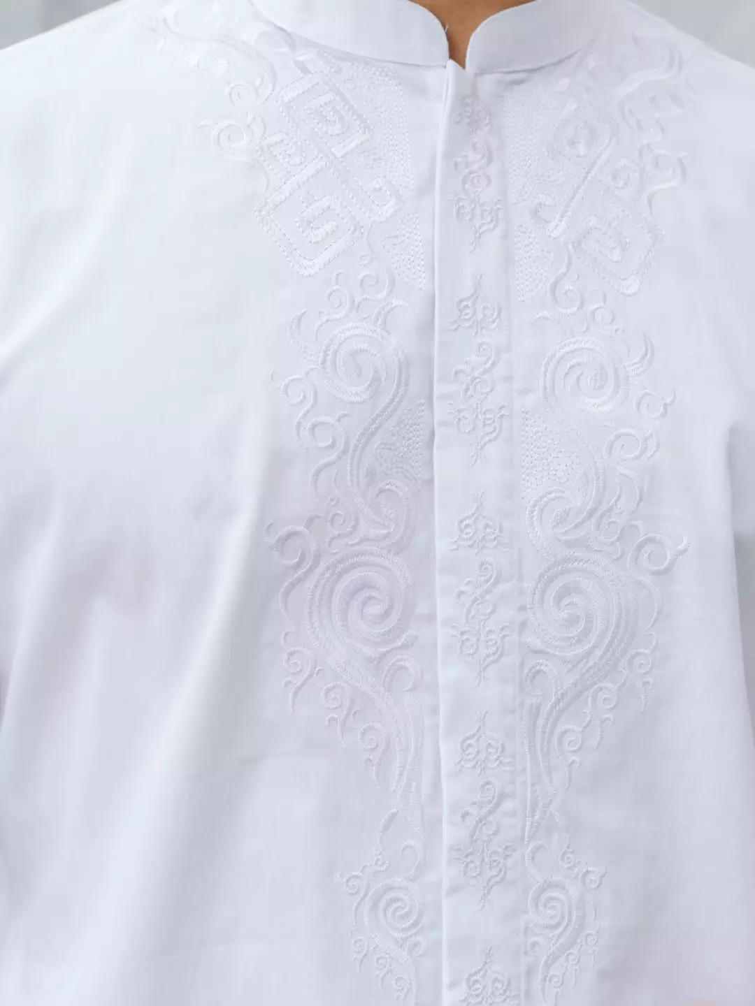 Adyatma Baju Koko Bordir Pria COTTON COMBED TWILL White Regular Fit Baju Muslim Pria Lengan Pendek