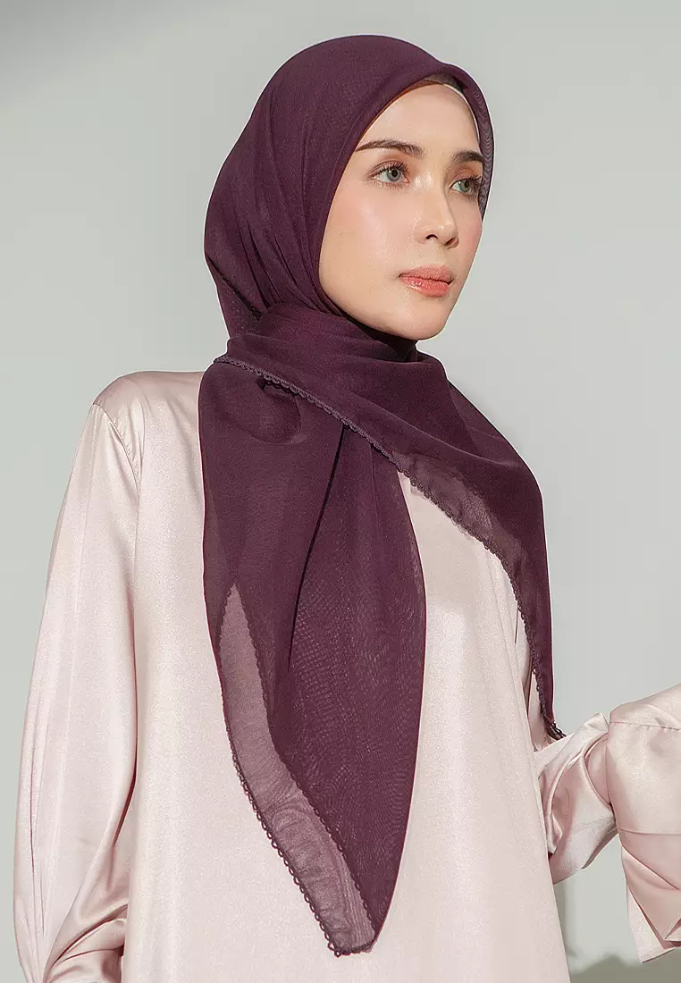 Paris Embroidery Signature Square (Lozy X Hamidah) Violet