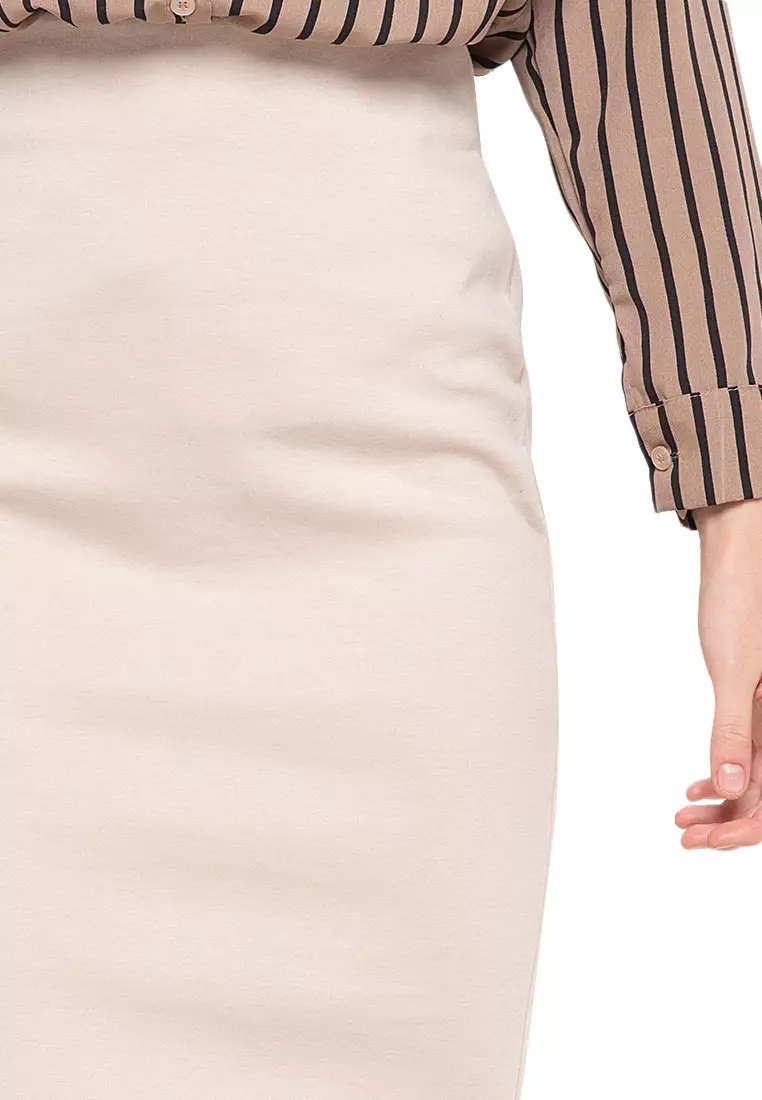 Chalon Midi Skirt Motif Solid Design Casual Bawahan Wanita - Cream