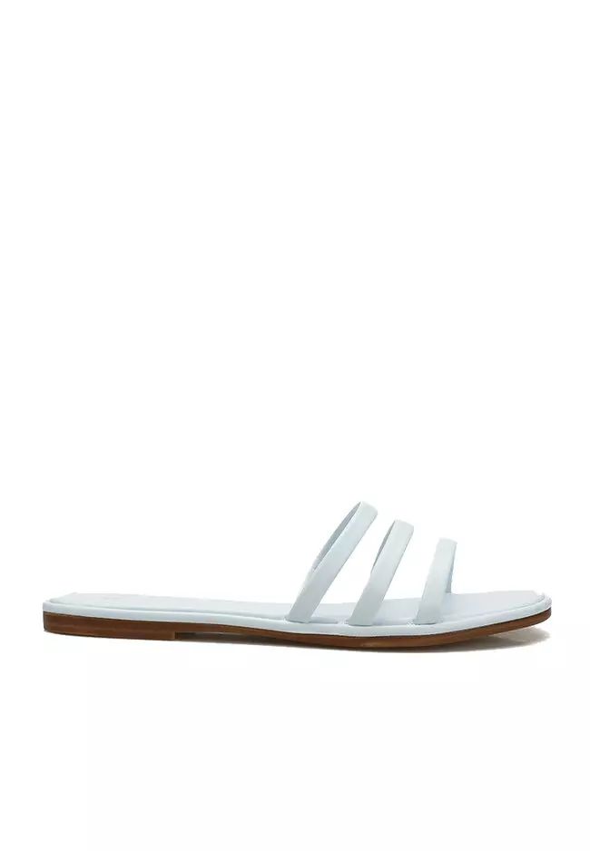 Discount on Kimmijim  shoes - SKU: Lina Strappy Flat Sandals