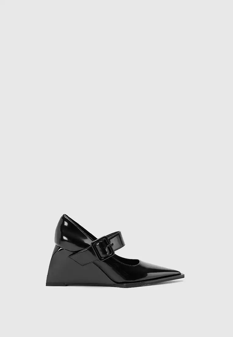 Discount on Urban Revivo  shoes - SKU: Pointed Toe Platform Pumps
