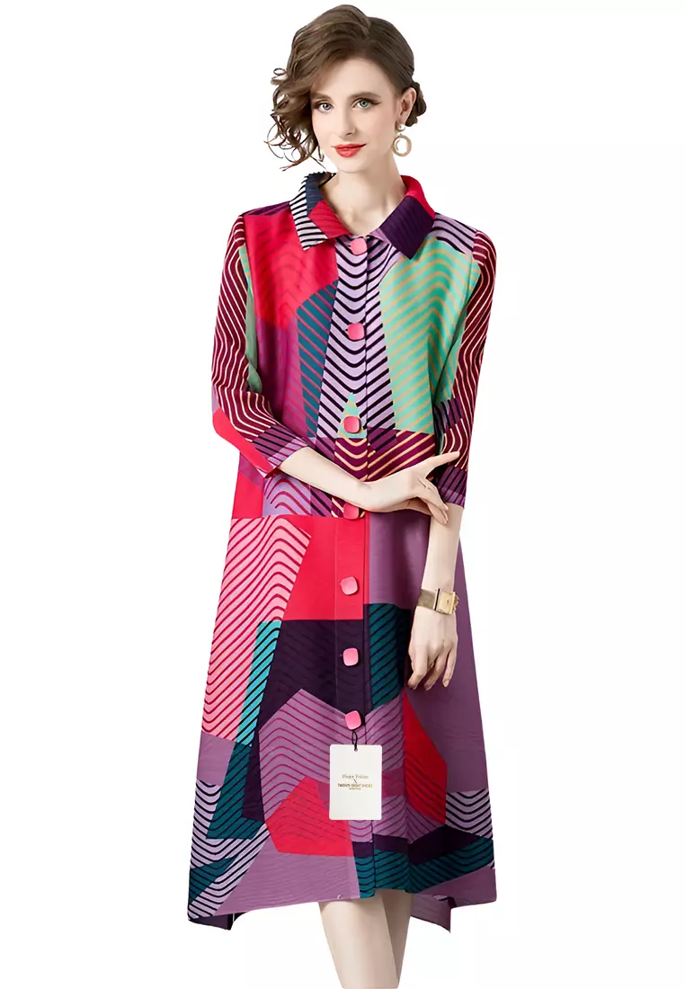 Buy Twenty Eight Shoes Fashionable Printed Pleated Dress ZHY19061