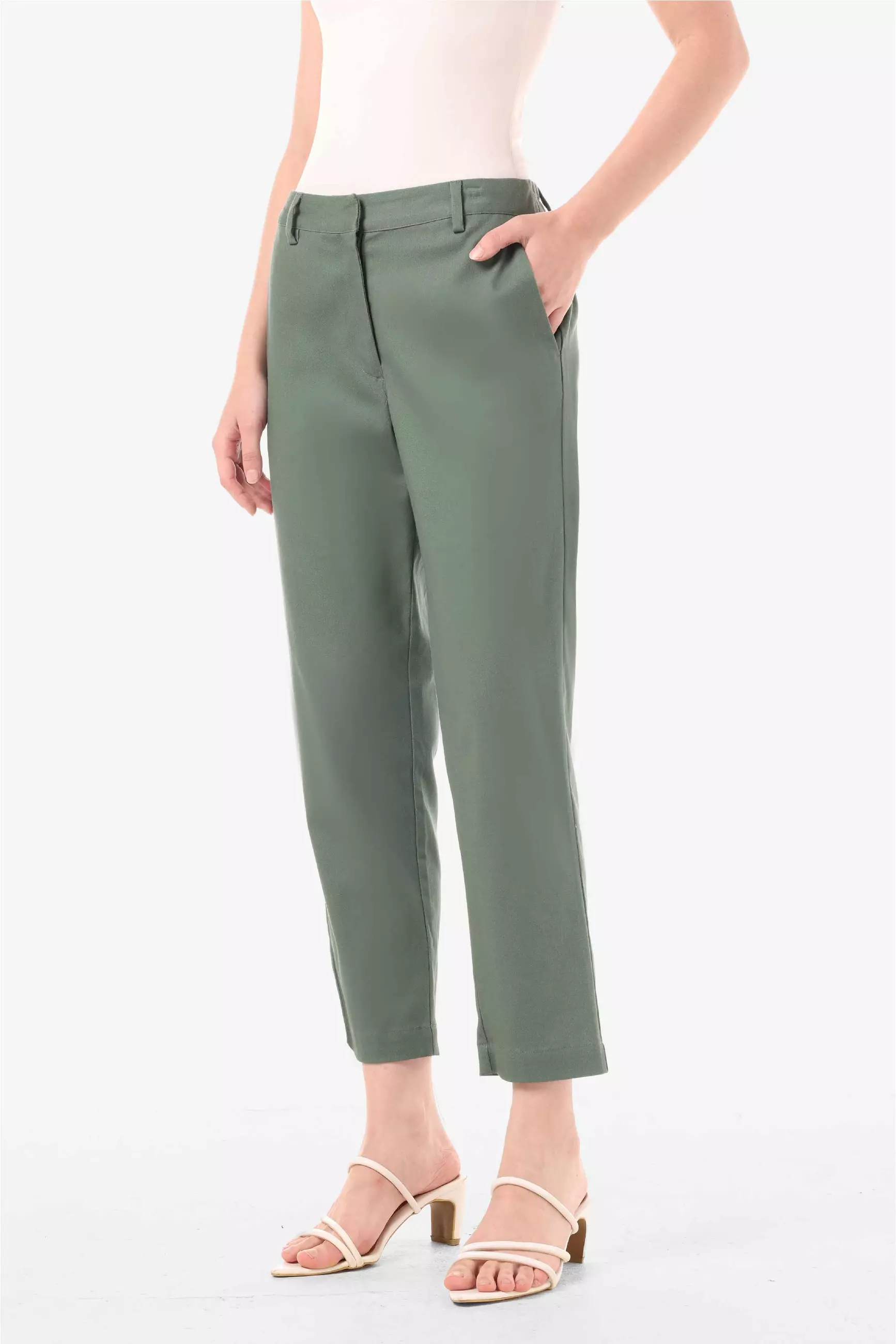 Minimal BB Sanova Pants Green Light Warna Green_Light