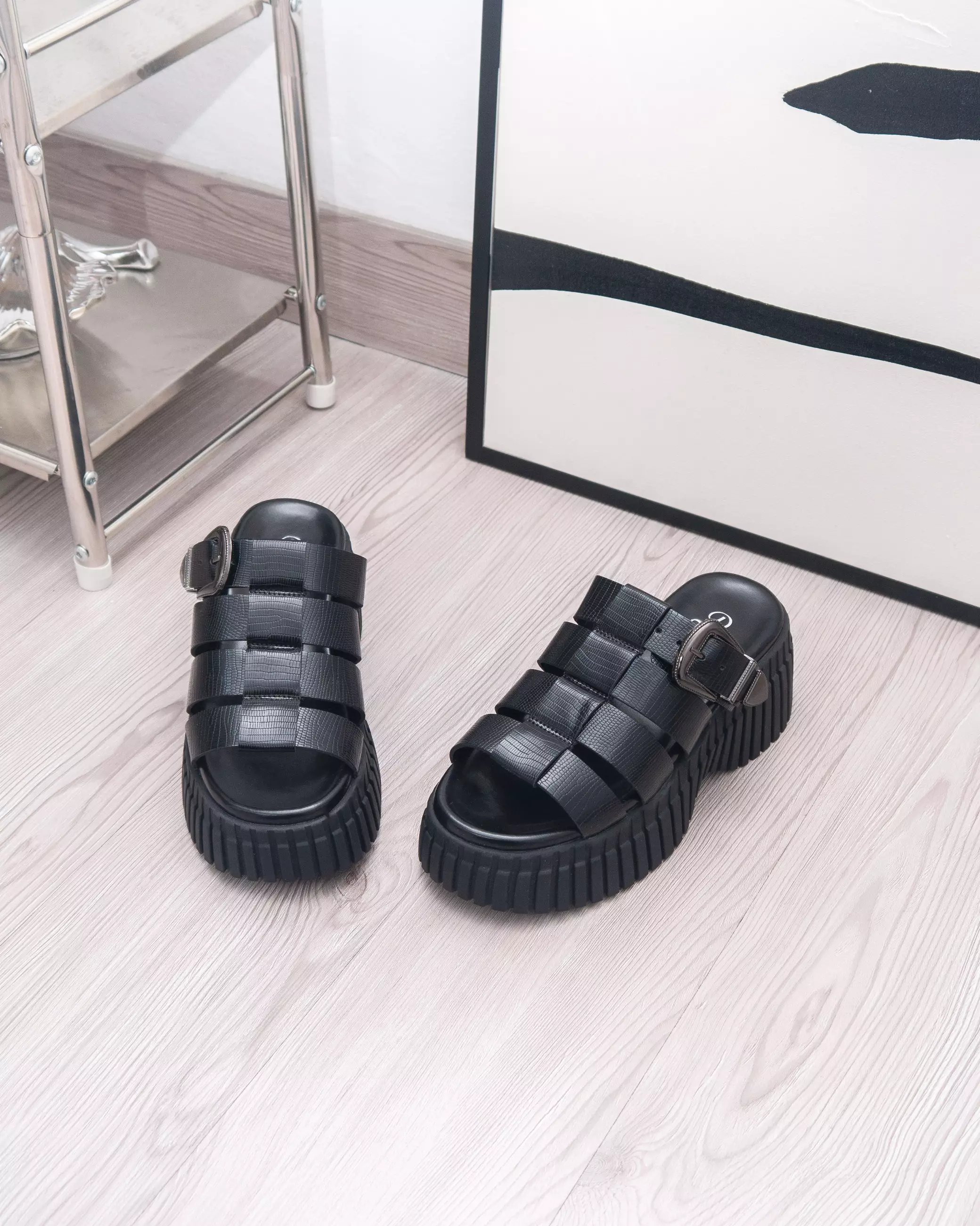 Bianca Platform Sandal in Black