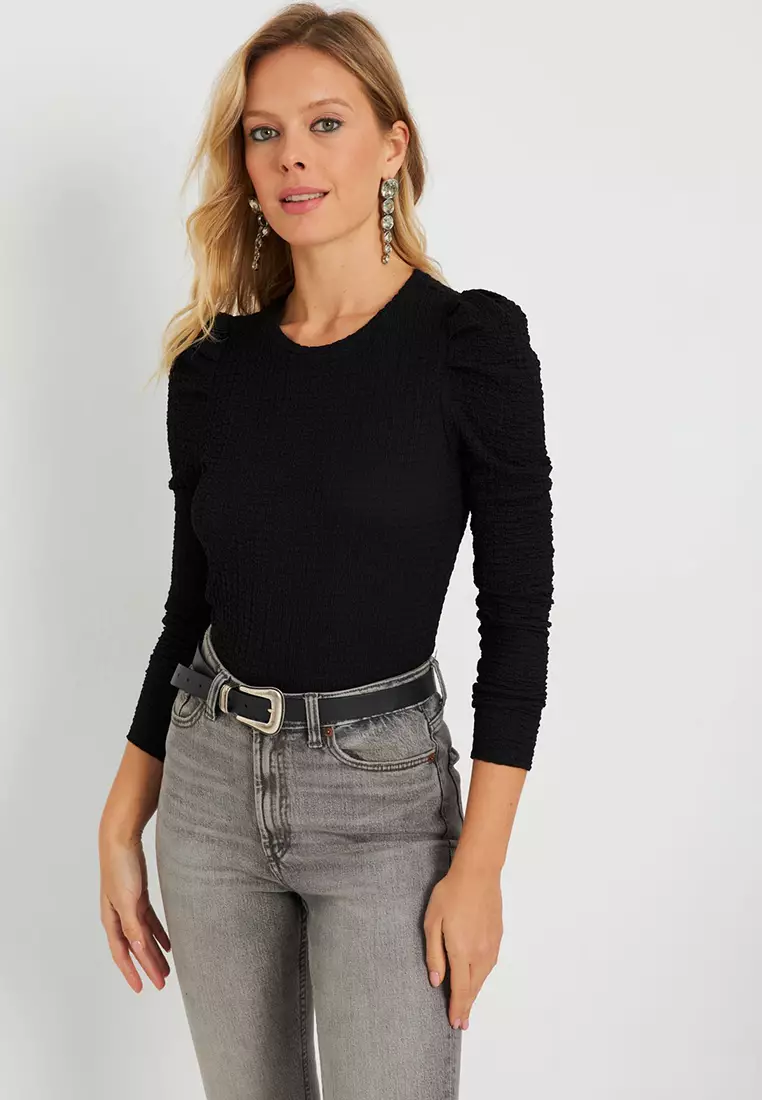 Round Neck Ruched Sleeves Top