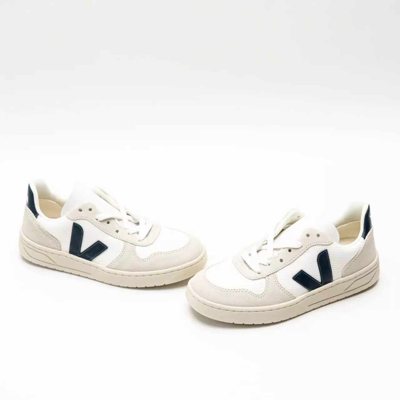 Jual Veja V-10 B-Mesh Low Top Sneakers White Nautico Women