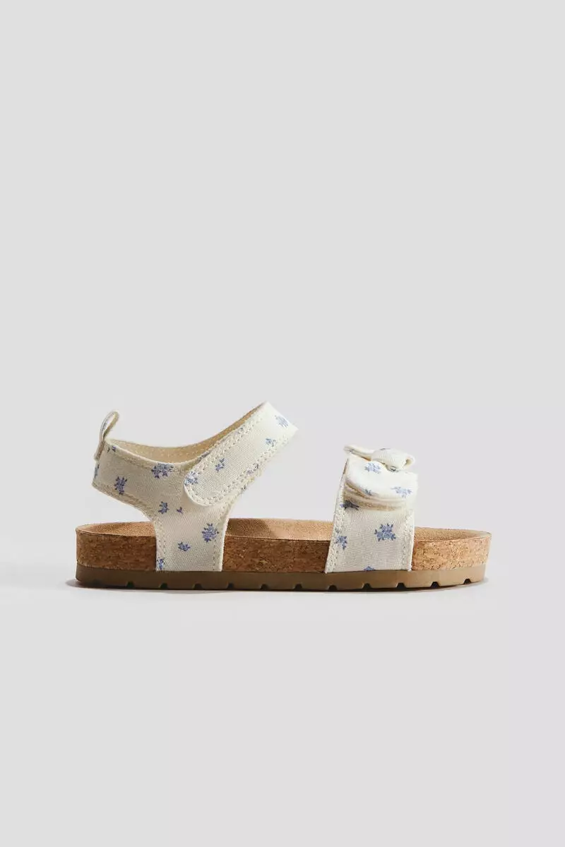 Ankle strap sandals