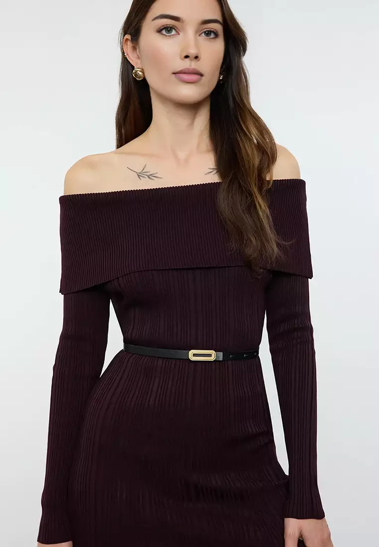 Black-Burgundy Buckled 2-Pack Leather Look Belt