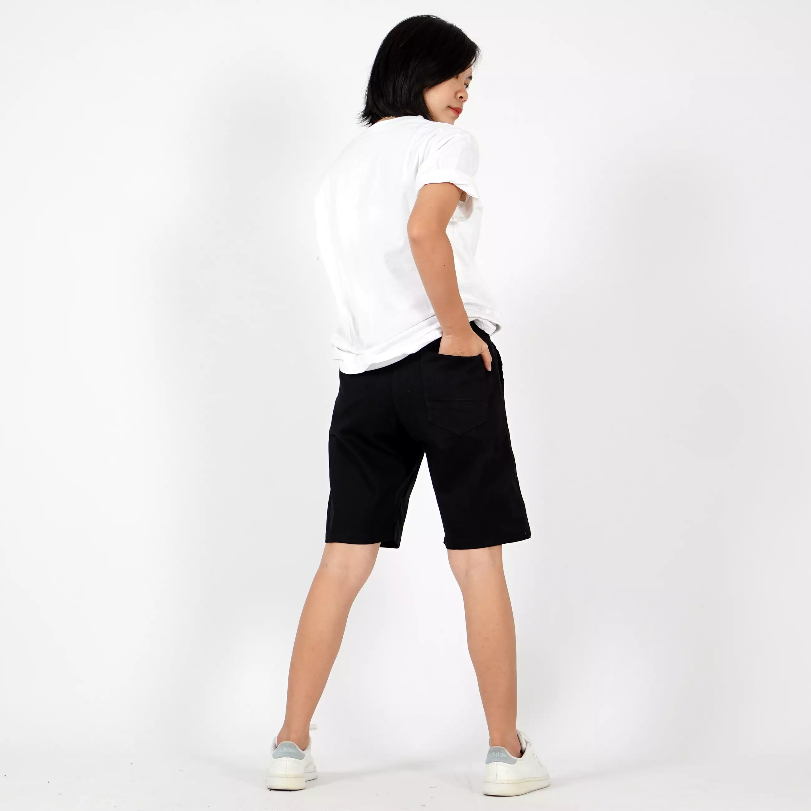 GWEN Celana Chino Pendek Celana Pendek Wanita Celana Santai - HITAM