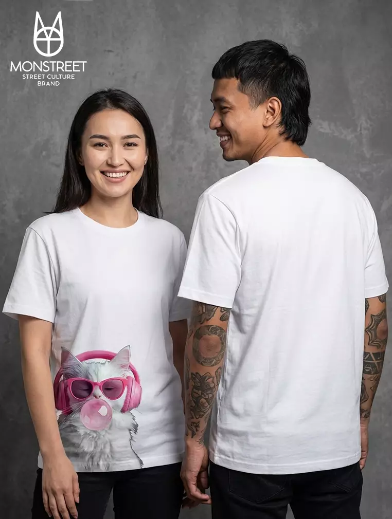 Monstreet Kaos Katun Combed 24S Grafis Reguler Fit Putih Tshirt UTR148 Cotton Combed 24S Graphic Tshirt Regular Fit White Tshirt