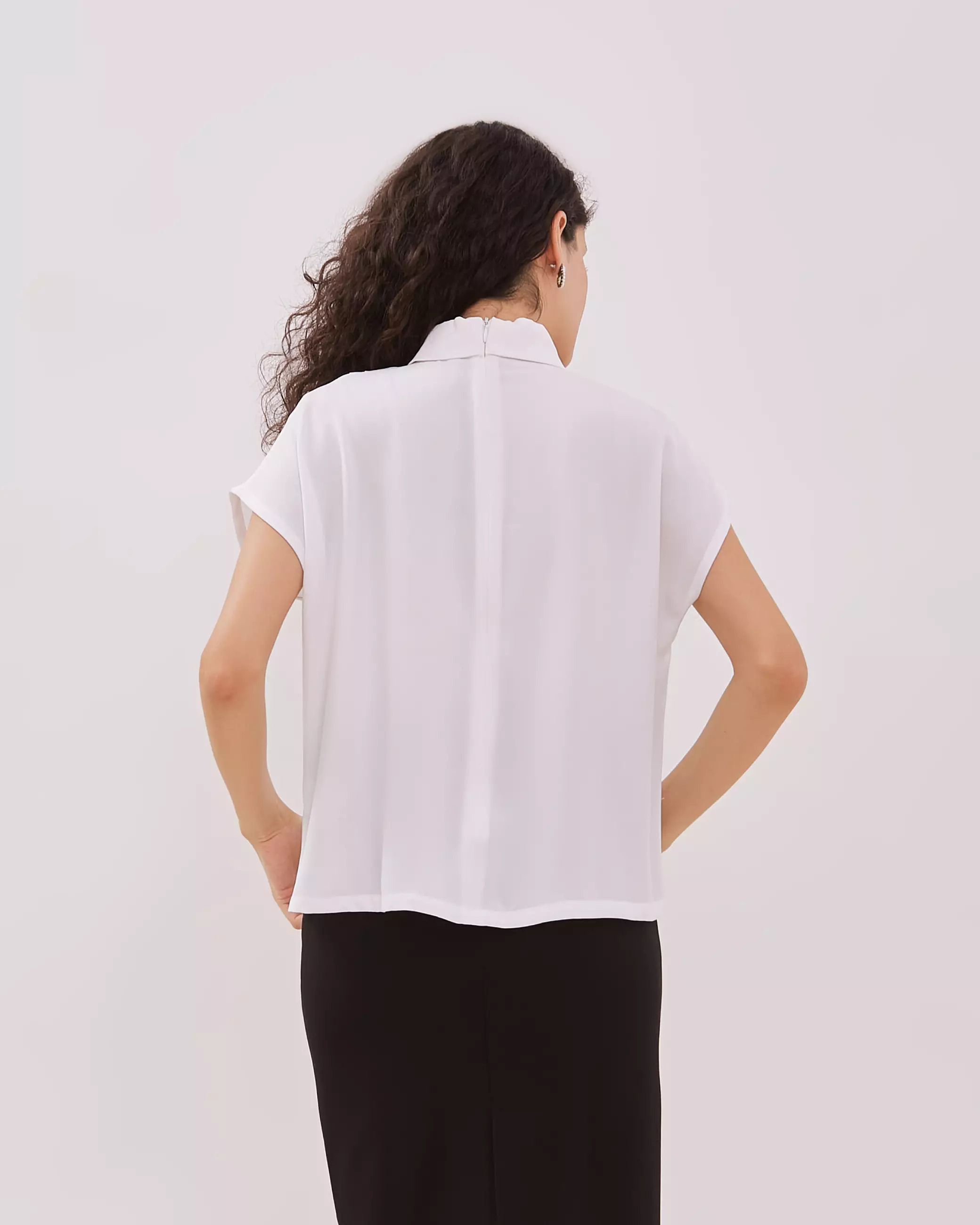 Urban Exchange Savana White Blouse - Atasan Blouse Formal Warna White