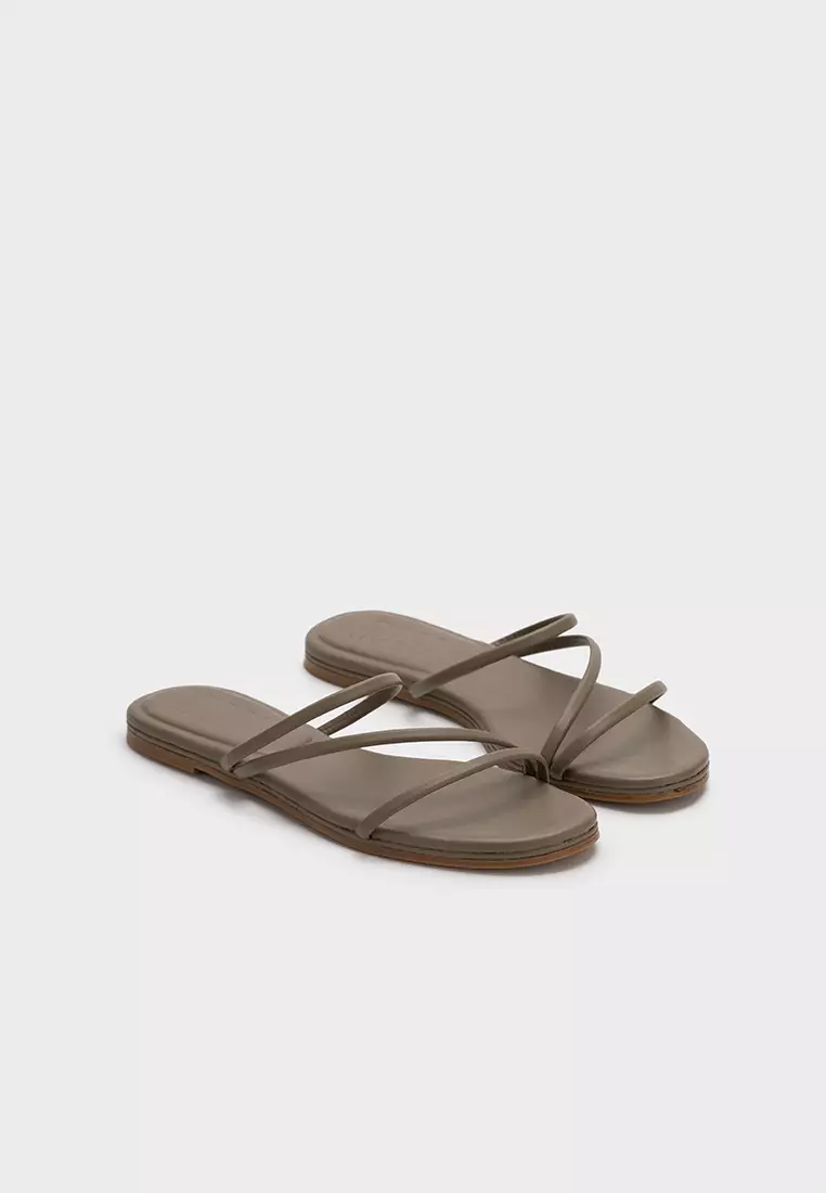 STRAPPY FLAT SLIDES WITH CLOUDFOAM INSOLE