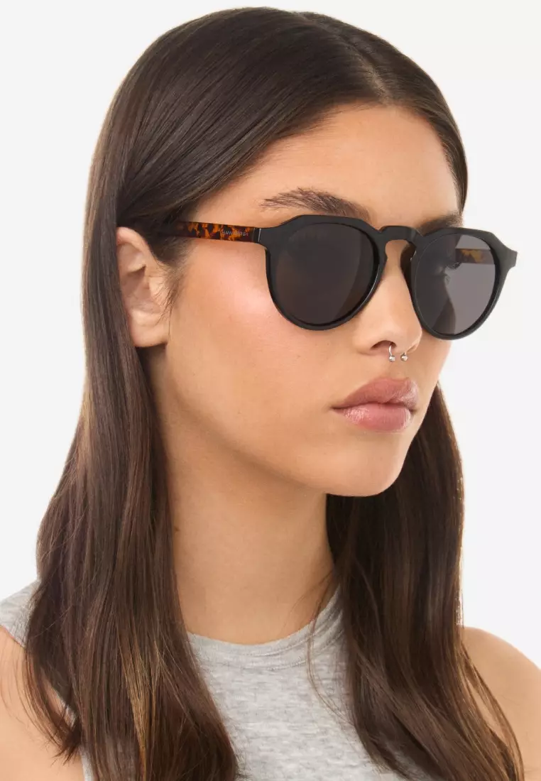 Warwick - Polarized Black Carey Sunglasses for Men and Women, Unisex. Official Product designed in Spain