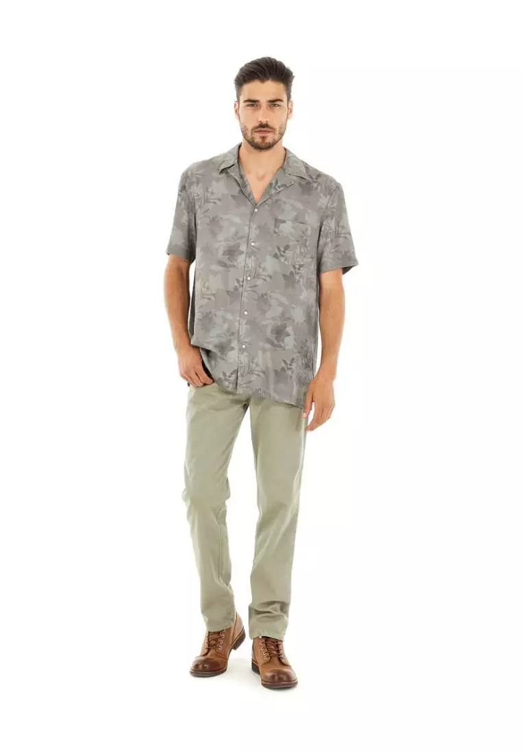 Marciano men's clothing Outlet