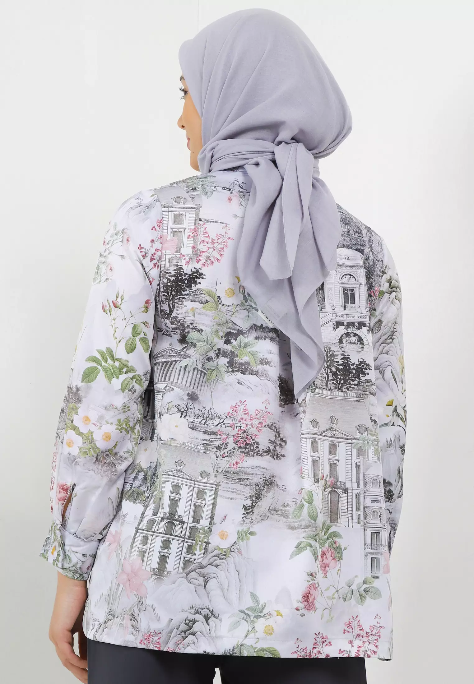 MFMW Refloxa Atasan Blouse Borken White Motif Building Print