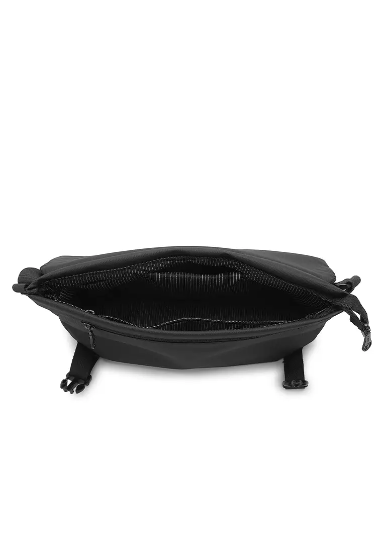 Men's Chest Bag / Sling Bag / Crossbody Bag - Black