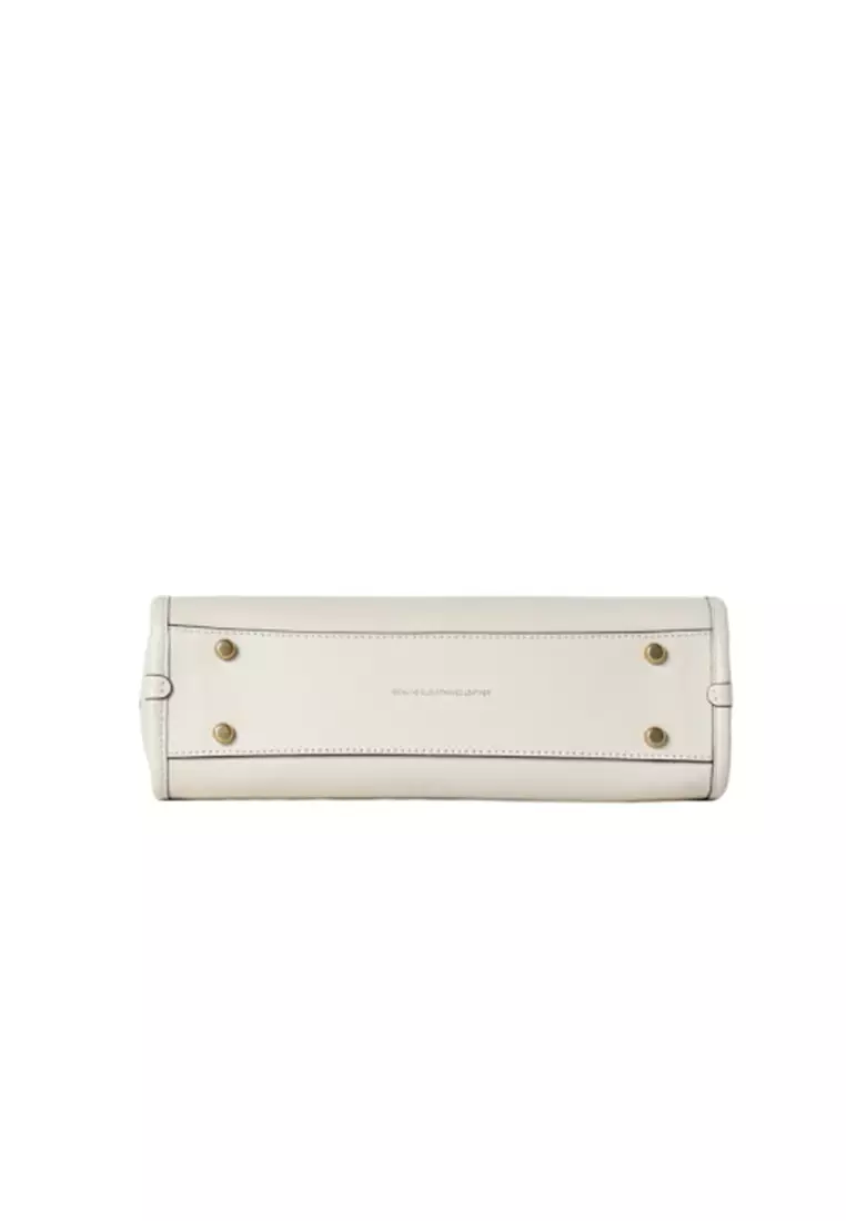 Swing Zip 25 Women's Shoulder Bag in White CM565