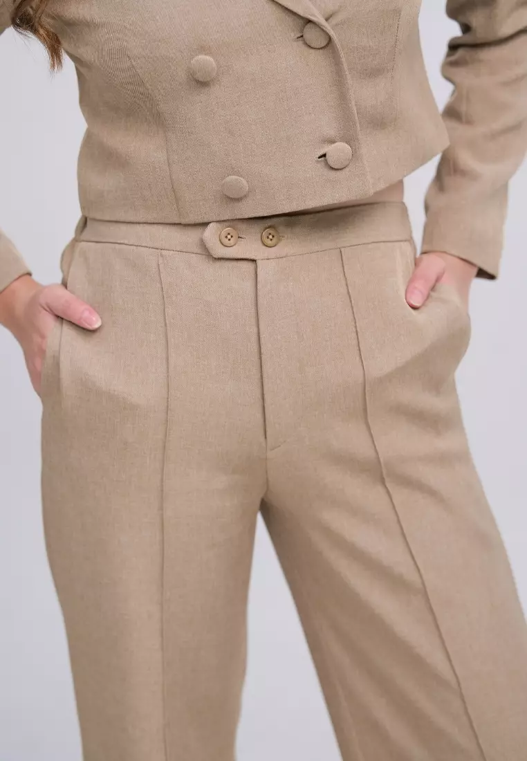 Setelan Della Blazer dan Celana Possie Brown