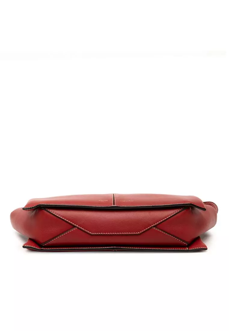 Buy CELINE Pre-Loved Celine Trifold Leather Clutch On Chain 2026