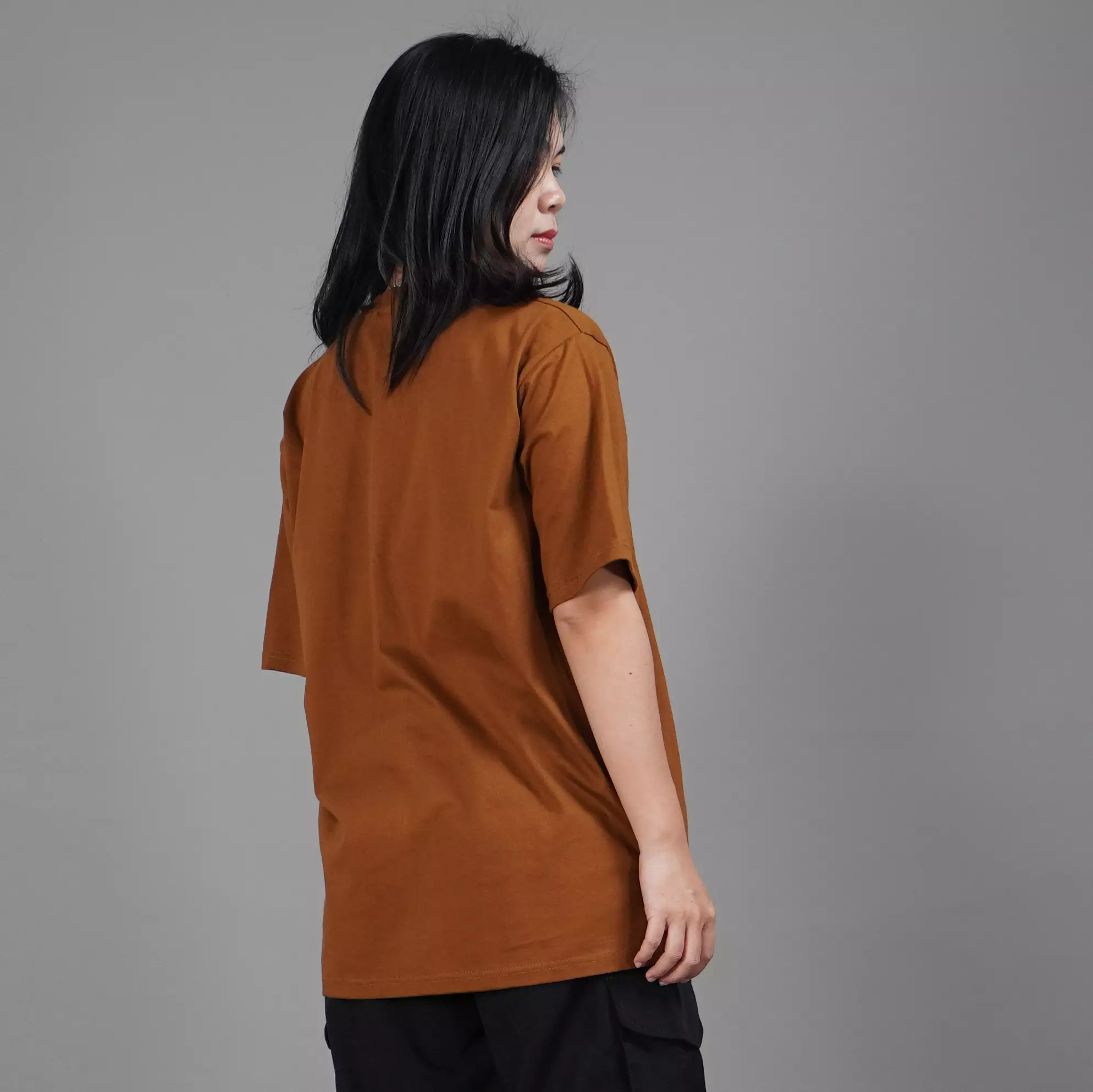  DANIELA Kaos Polos Wanita Oversized T-Shirt Wanita - BRONZE