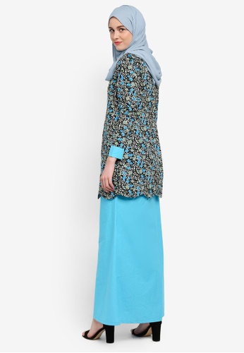 Buy Scallop Modern Kurung from Azka Collection in Multi at Zalora