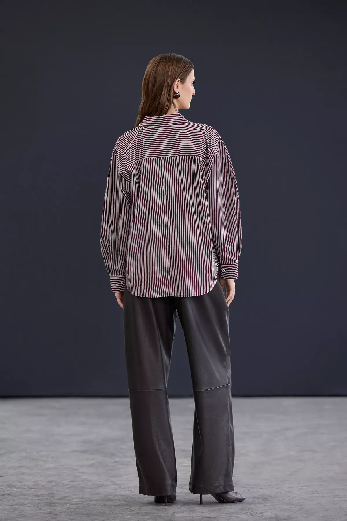 Trendyol Studio Burgundy-Multicolored Striped Oversize Cotton Poplin Shirt Twoaw26Go17