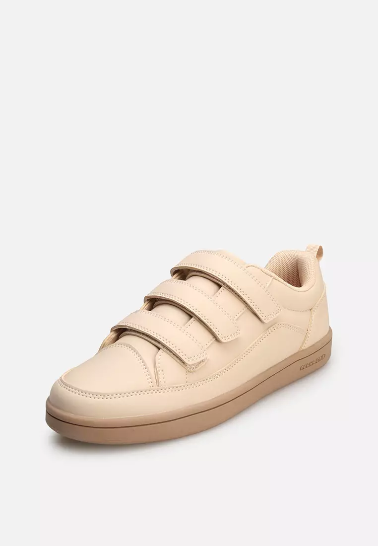 Zalora clearance white sneakers