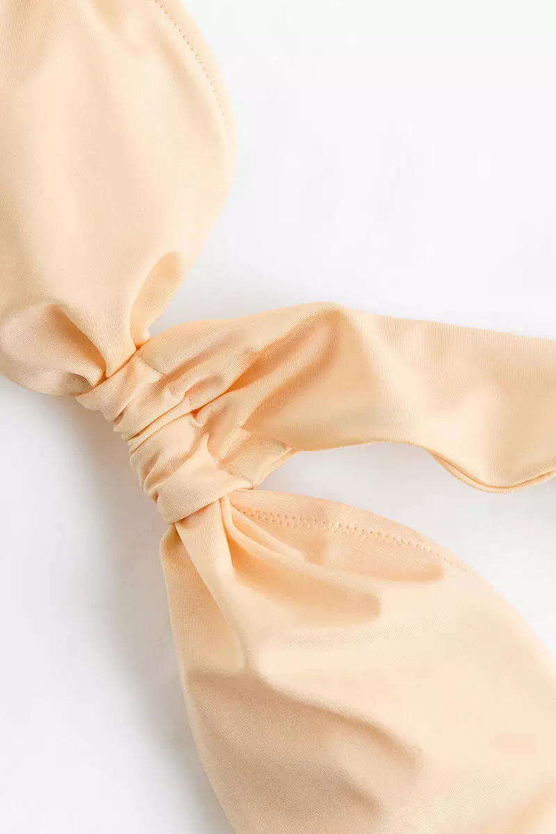 Padded one-shoulder bikini top