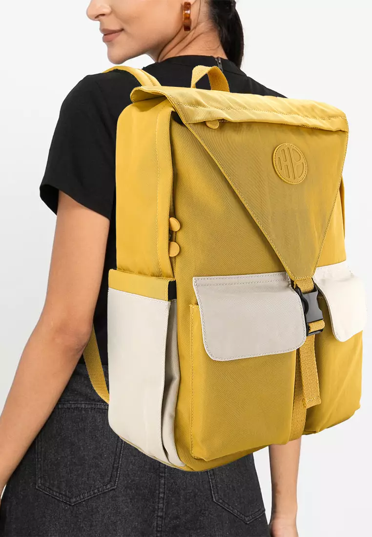 Jual HUSH PUPPIES Chick Backpack (L) Original 2025 ZALORA